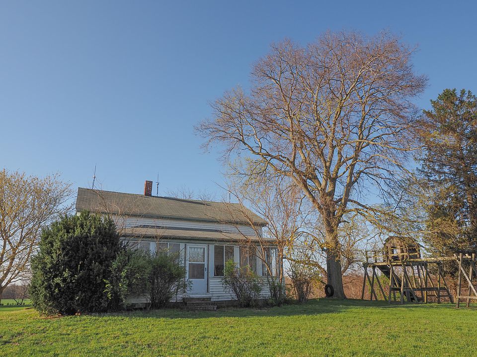 67146 Red Arrow Hwy, Hartford, MI 49057 Zillow