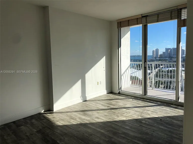 1750 N Bayshore Dr #2012 — Photo 11