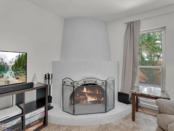 4th image of 10414 N 10TH Street #1