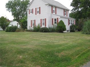 440 Taylor Ave, Akron, OH 44312