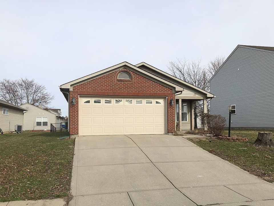 1st image of 1763 Long Lake Dr