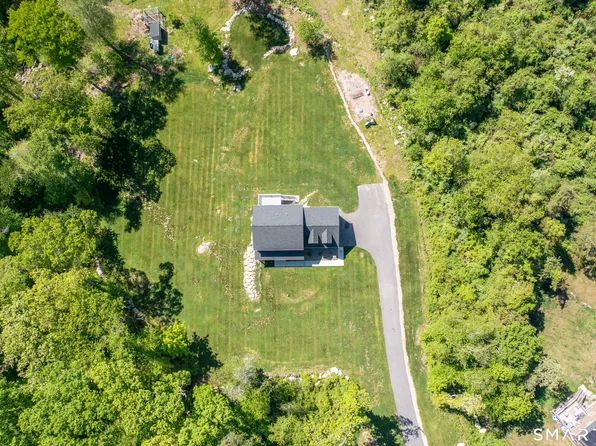 90 Brown Road, Voluntown, CT 06384