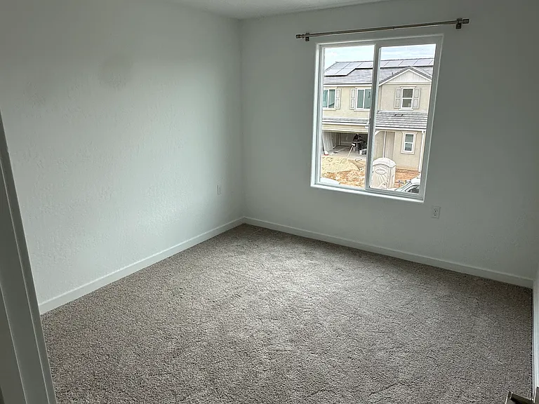 2921 E Veleta Dr — Photo 6