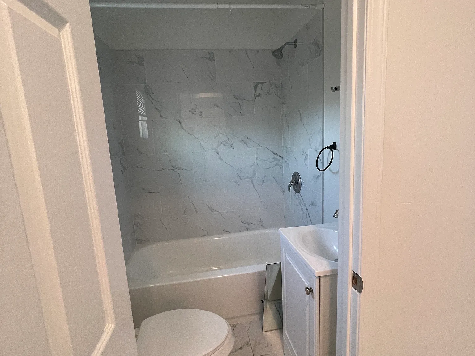 1 bed, $1,800 — Photo 4