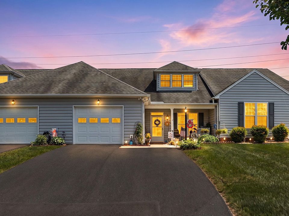1st image of 24 Villa View Dr