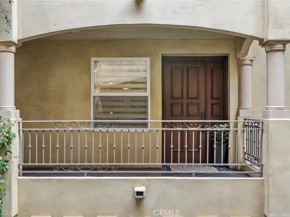12044 Hoffman St Unit 204, Studio City, CA 91604