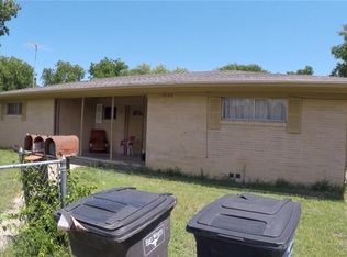 3300 NW 26th St, Fort Worth, TX 76106