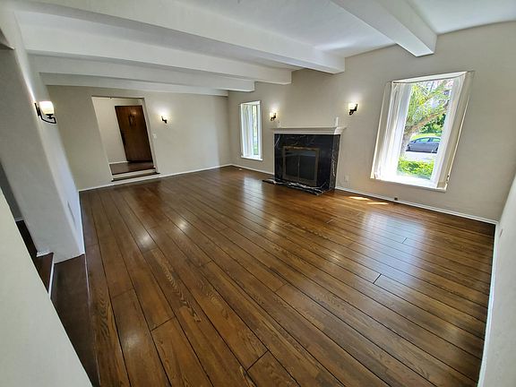 5th image of 317 N Mansfield Ave