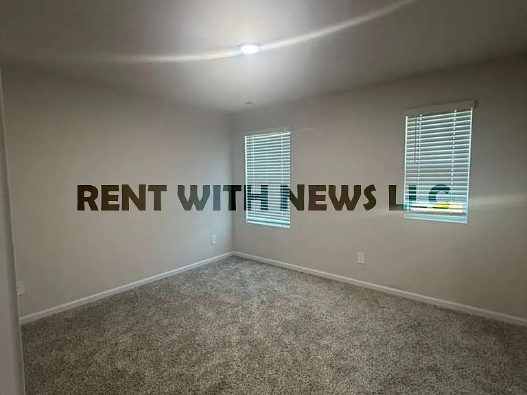 713 Riguard Way — Photo 19