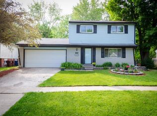 1725 Dover Ct, Ypsilanti, MI 48198
