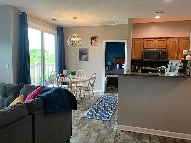 307 Stockton Rdg — Photo 1