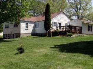 337 Mountain Lake Rd, Great Meadows, NJ 07838