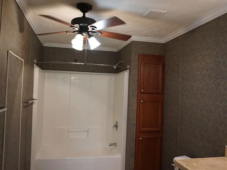 3876 Rowell Rd — Photo 32