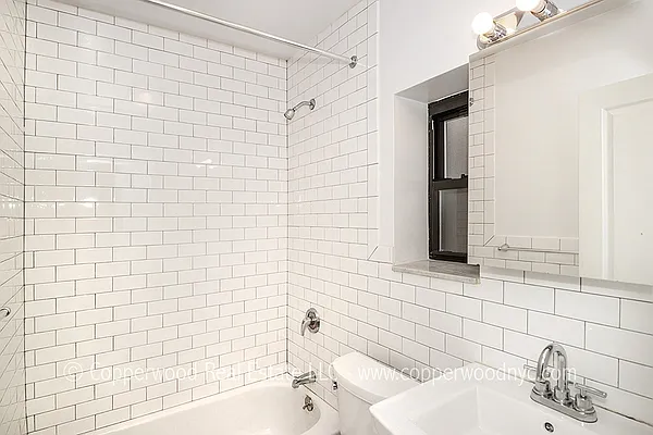 Rented by Copperwood Real Estate | media 28