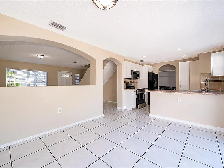 1313 Timberbend Cir — Photo 9