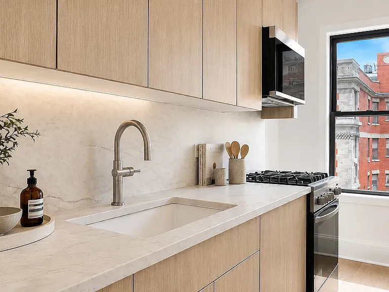 250 W 85th St #7D — Photo 11