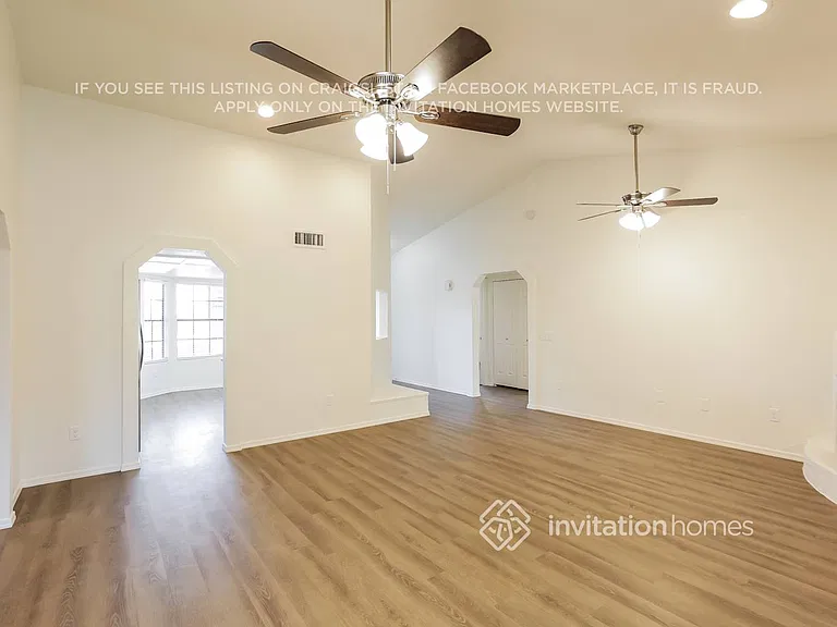 1524 W Mission Dr — Photo 4