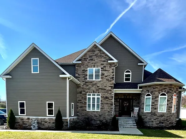 62 Royal Melbourne Ln, Jenkins, KY 41537