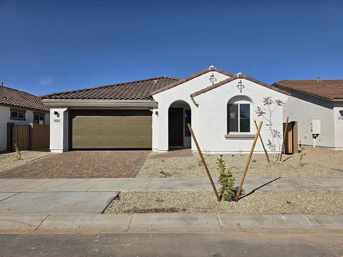 Building Photo - 14772 W Soft Wind Dr