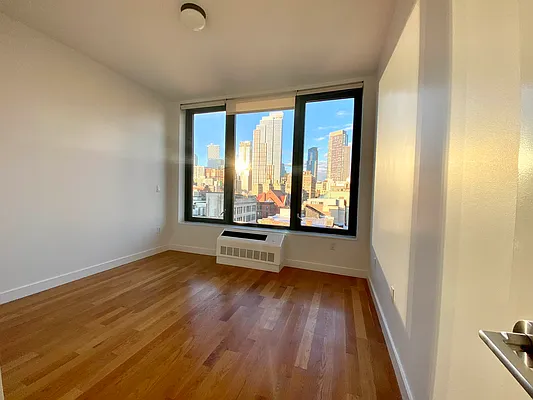 Rented by FirstService Realty (legacy) | media 29