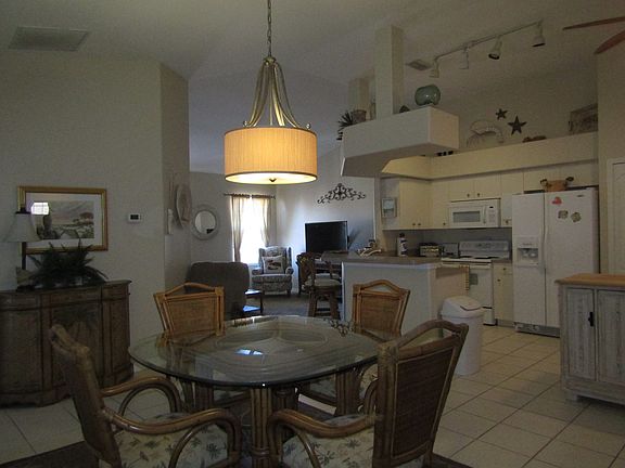 2nd image of 7201 L Pavia Blvd