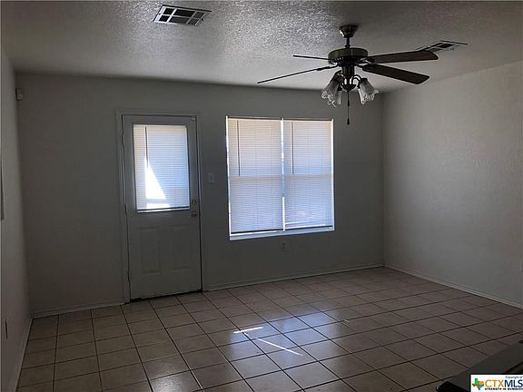 4th image of 4402 Palmtree Ln