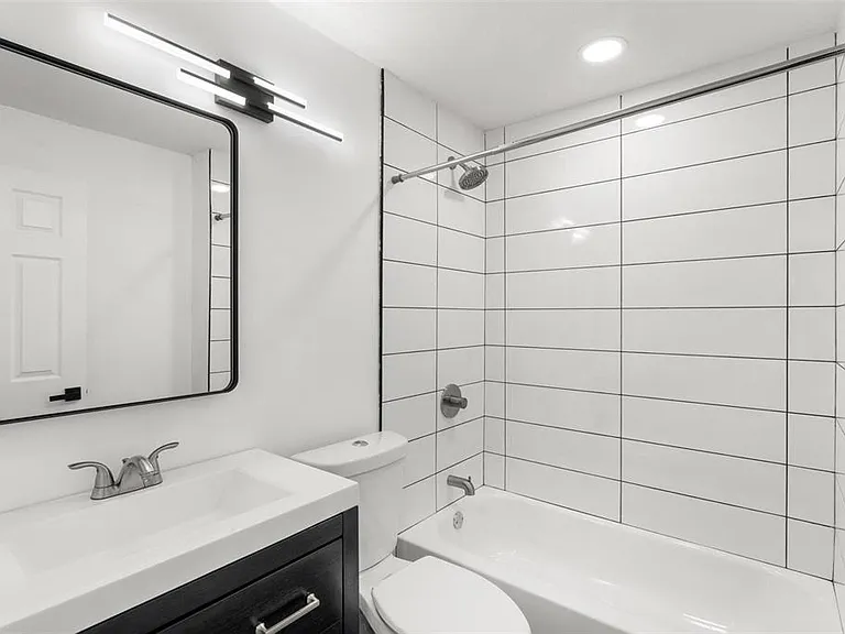 2203 Nottingham Rd — Photo 16