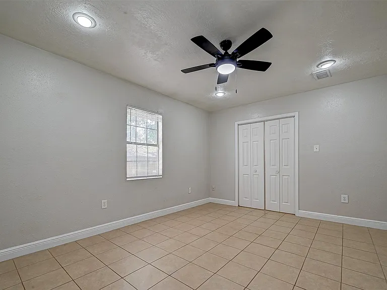 817 Eleanor St — Photo 24