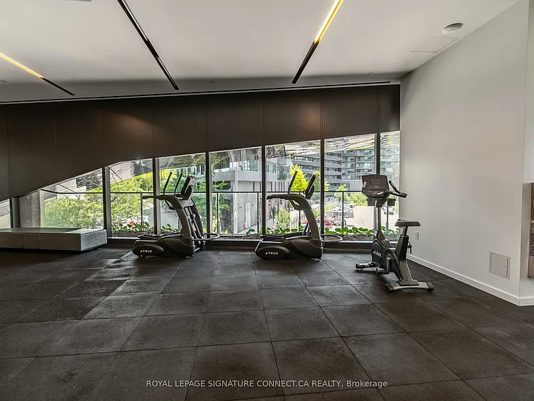 21 Lawren Harris Sq #910 — Photo 15