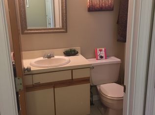 32 Norman Dr, Glastonbury, CT 06033