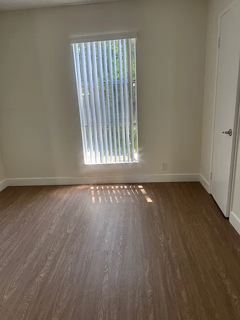 2 bed, 850 sqft, $2,500 — Photo 4