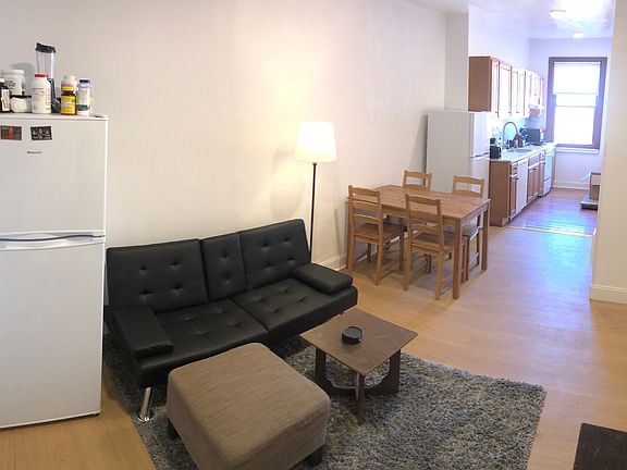 5th image of 1940 South St #3B