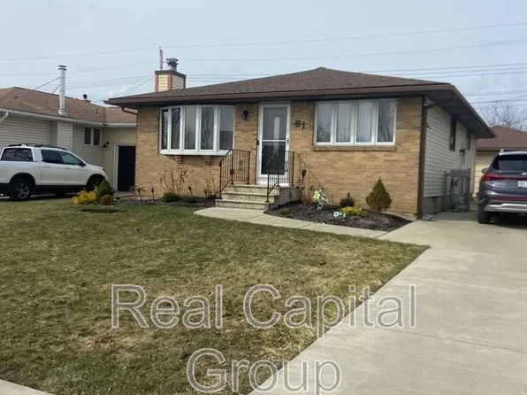 61 Dennis Ln, Buffalo, NY 14227