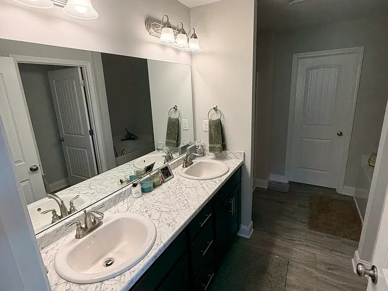 2487 Marion Ln — Photo 4