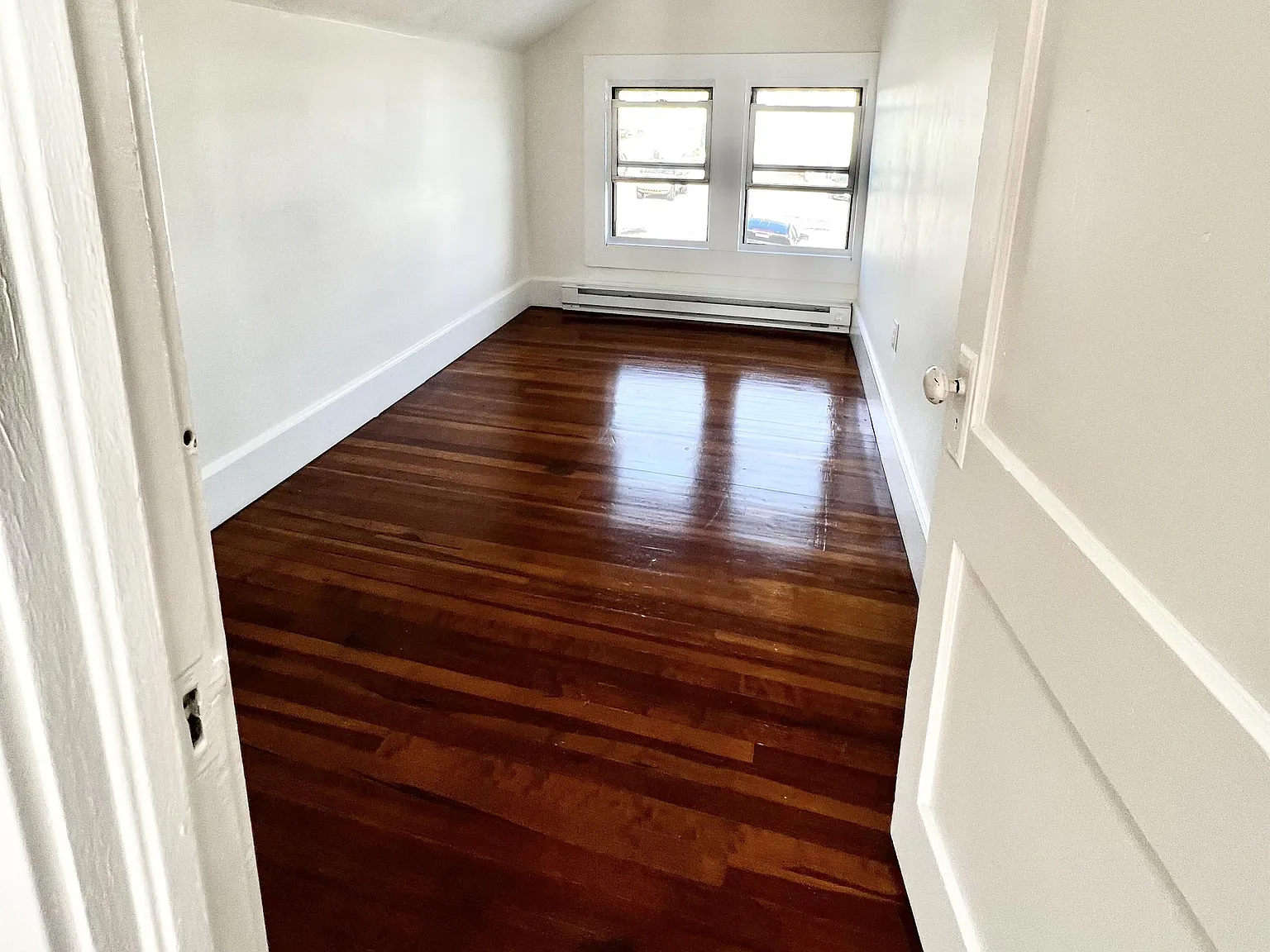 37 Hamilton Ave — Photo 3