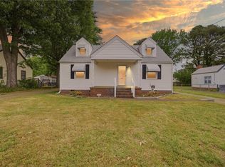 2422 Bruce St, Norfolk, VA 23513