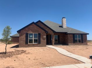 722 N 2nd St, Wolfforth, TX 79382