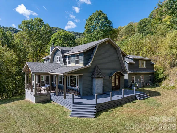 134 Luther Dr, Mars Hill, NC 28754