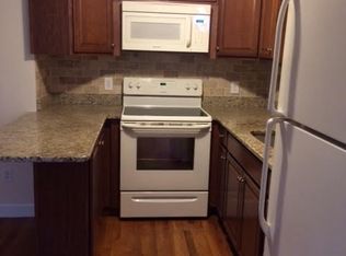 33 Highland Ter, Needham, MA 02494