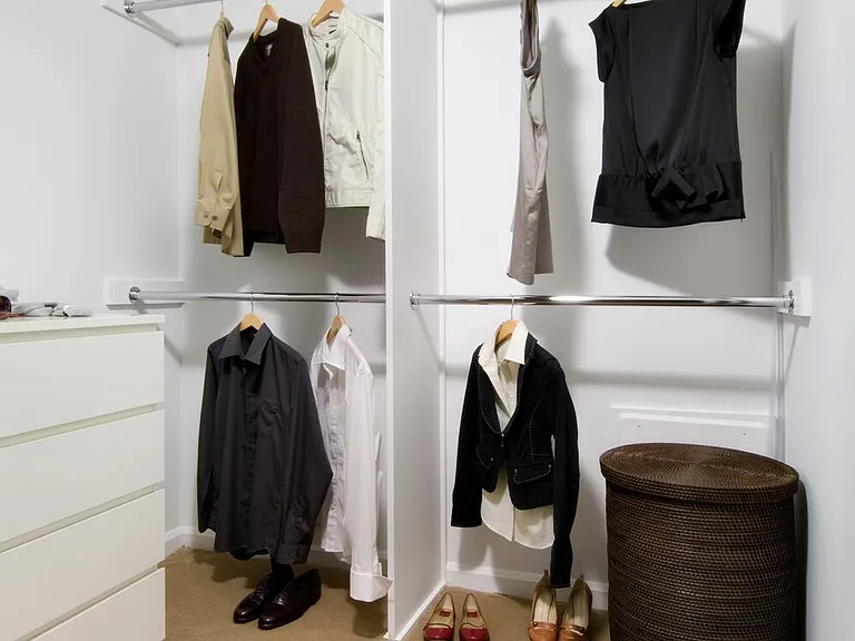 Walk-in closet