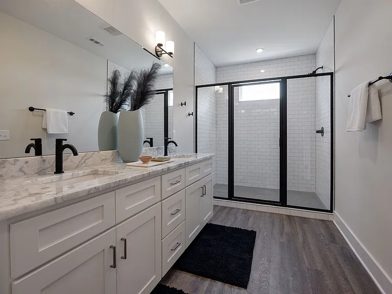 5621 Lenox Ave #3 — Photo 17