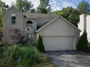 21717 Rose Hollow Dr, Southfield, MI 48075