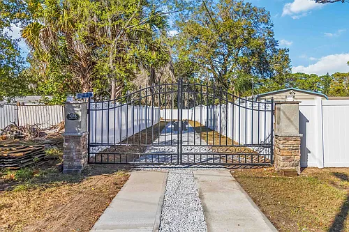 1016 Ashworth Cv #B Photo 1