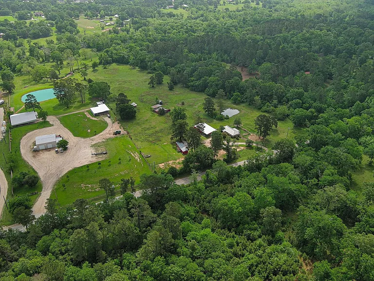 4027 Spring Branch Rd — Photo 19