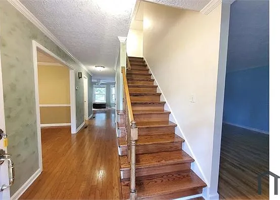 2083 Melissa Ct — Photo 9