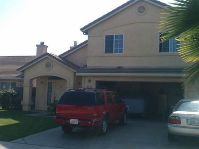 826 Azores Ln, Ceres, CA, 95307