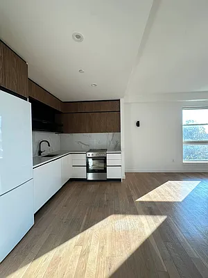 Rented by Artur Gutman, LREB | media 17