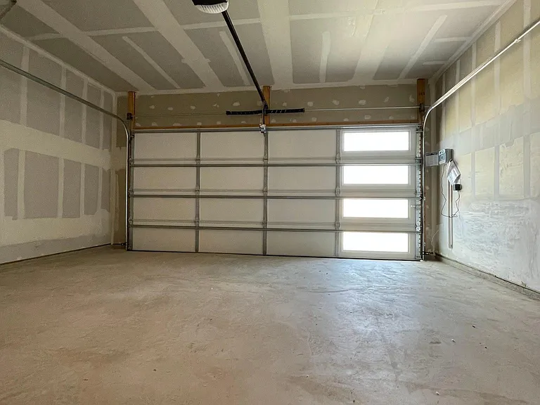 13624 Lubeck Dr — Photo 21