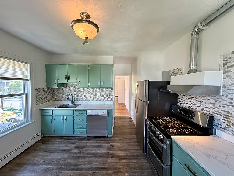 7 Princeton St #9 — Photo 6