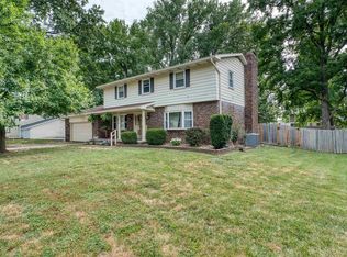 6819 Pinehurst Dr, Evansville, IN